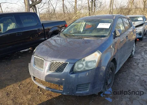 2009 Pontiac Vibe z USA, uszkodzony, nr VIN 5Y2SP67849Z471015